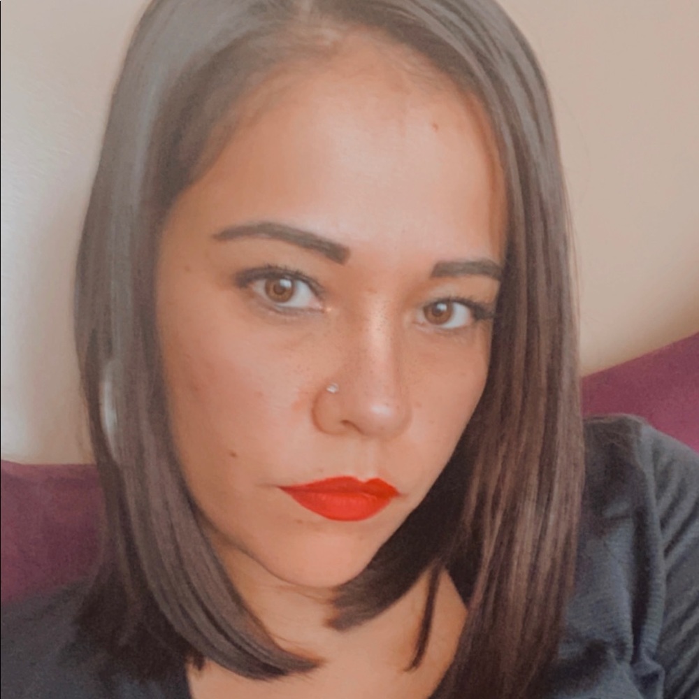 Meet your Posher, Sylvia